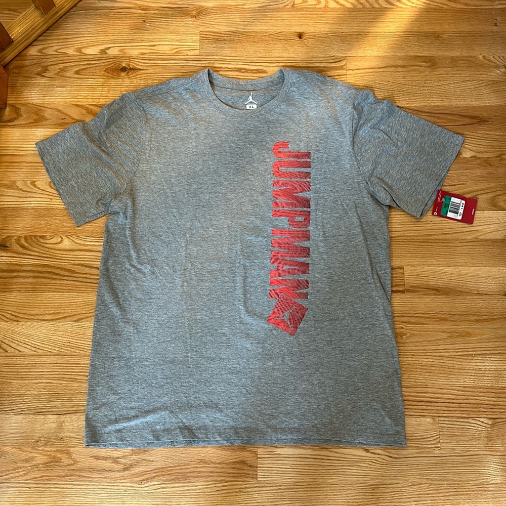 New Air Jordan Men’s XL T-shirt